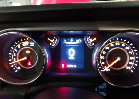 2019 Jeep Wrangler Unlimited Sport S 4X4 z USA, uszkodzony, nr VIN 1C4HJXDN6KW624044